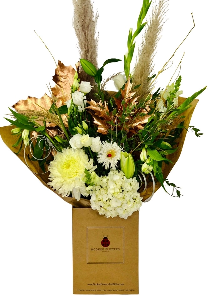Opal Shimmer White Hand-tied Bouquet Large
