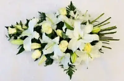 Rose and Lily Spray - White Extra Large Rose and Lily Spray - White Extra Large