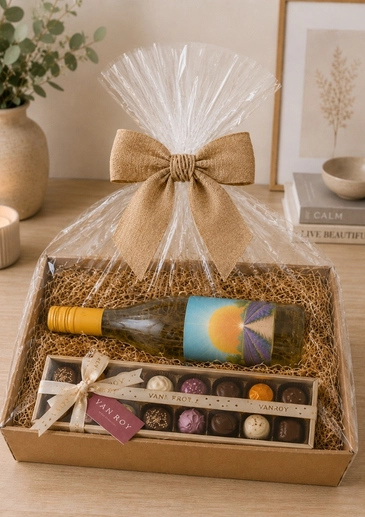 Solara Orange Wine and Belgian Chocolate Hamper